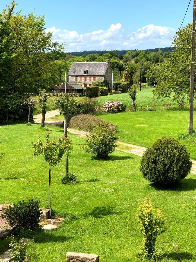 Bed and Breakfast La Blanche Roche Sourdeval Zewnętrze zdjęcie