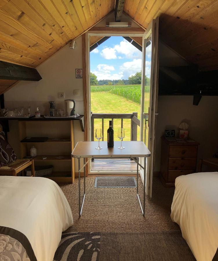 Bed and Breakfast La Blanche Roche Sourdeval Zewnętrze zdjęcie